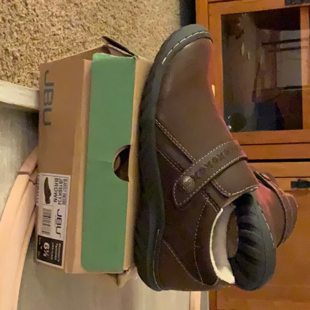 JBU Blakey Encore Slip Ons